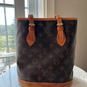 Louis Vuitton Monogram Bucket PM Bag